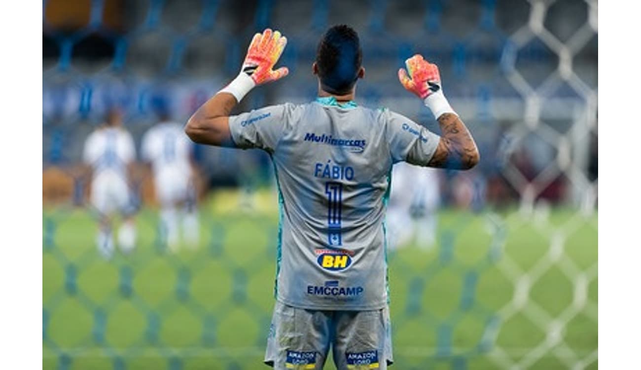 Eleito melhor goleiro da Copa do Brasil, Fábio, do Cruzeiro