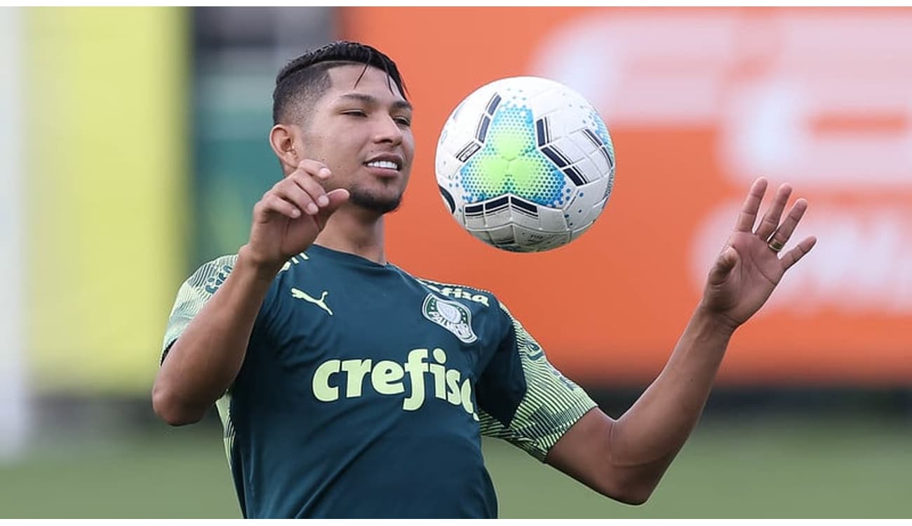 Escalação: Palmeiras faz mistério sobre presença de Rony em
