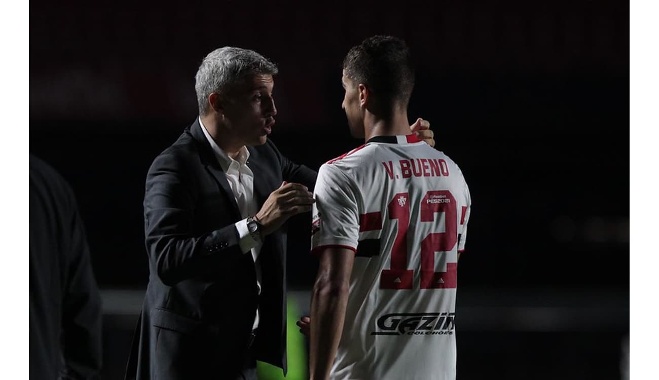 Crespo elogia desempenho do São Paulo no Campeonato Brasileiro: “O