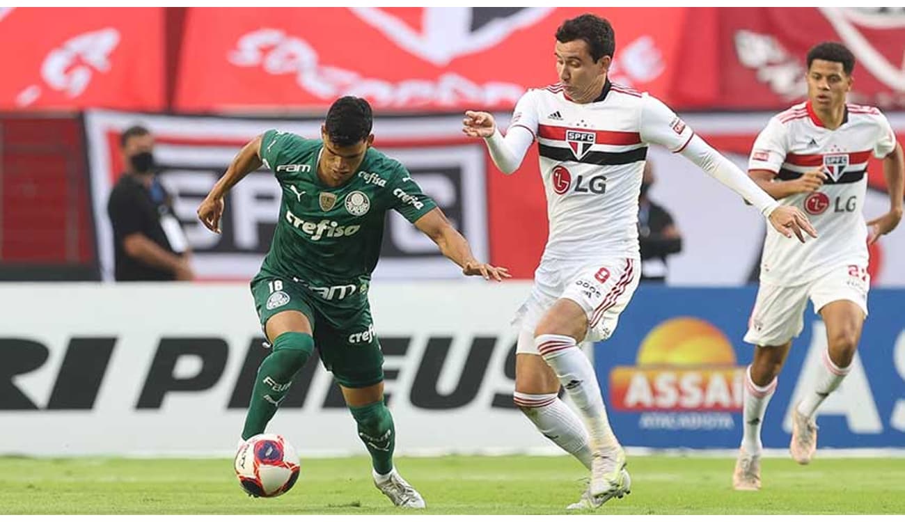 Grêmio bate Palmeiras e agora os dois secam o Botafogo contra o Corinthians