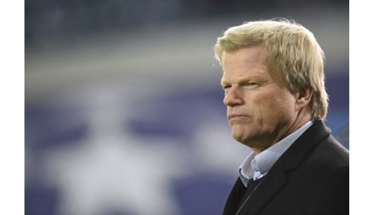 Oliver Kahn recusa convite para ser diretor esportivo do Schalke 04