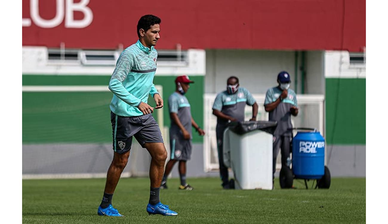 Fluminense F.C. on X: FIM DE JOGO. Flu luta até o fim e busca o empate com  o Botafogo no Maraca. PH Ganso e Matheus Martins marcaram os gols do  Tricolor.  /