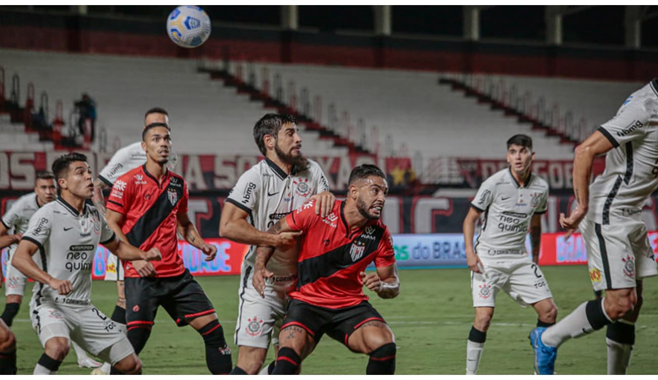 Corinthians perde para Atlético-GO e se complica na Copa do Brasil - Jogada  - Diário do Nordeste