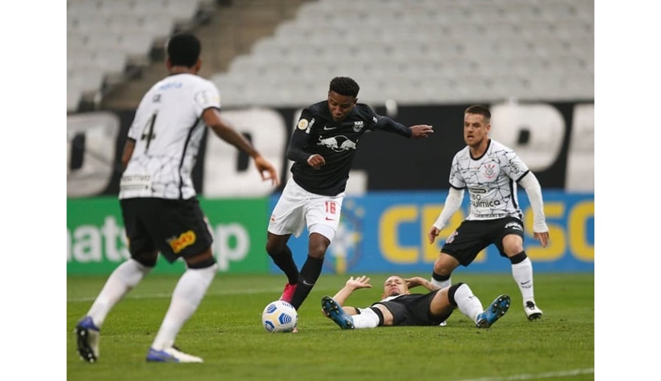 Fluminense supera o Red Bull Bragantino e põe fim a jejum de 5 jogos sem  vitória