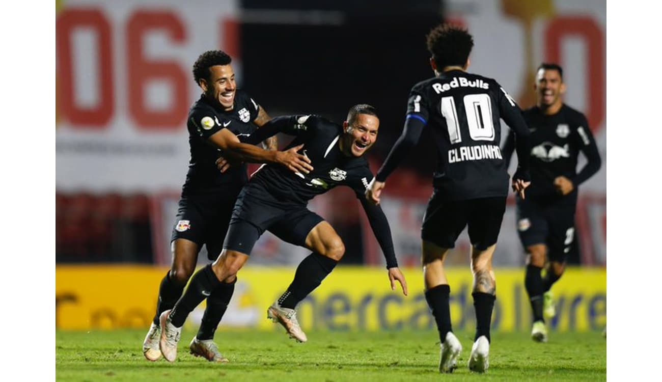 Fim de jogo . Bragantino 2 x 1 Palmeiras . Perdemos de virada ; e agora  estamos em quarto lugar na tabela do Brasileirão! . Quinta feira…