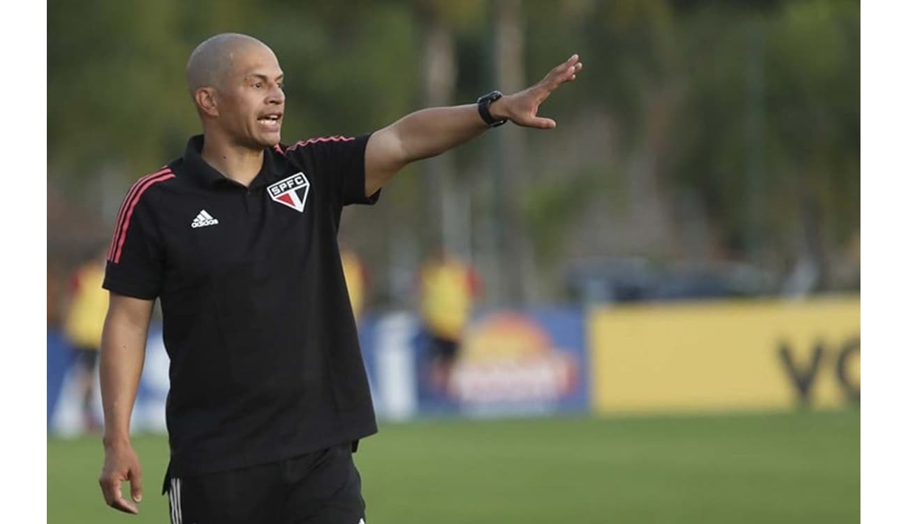 Treinado por Alex, São Paulo se classifica para semifinal do Campeonato  Paulista Sub-20