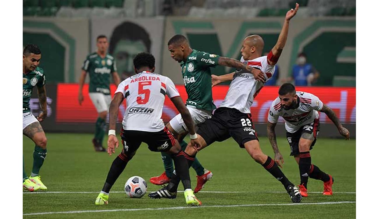 Paulistão on X: CHOQUE-REI NO PEDAÇO! Na reedição da final de 2021,  Palmeiras e São Paulo vão decidir mais um título do Paulistão Sicredi.  #Paulistão22 #FutebolPaulista  / X