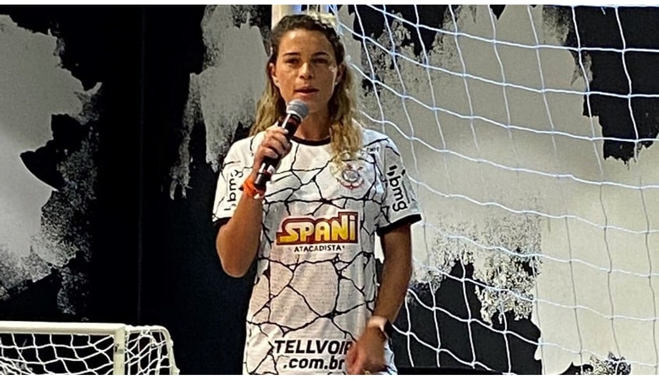 Corinthians anuncia patrocínio master do Grupo São Cristóvão Saúde no  futsal masculino; futebol feminino estampará marca nos shorts