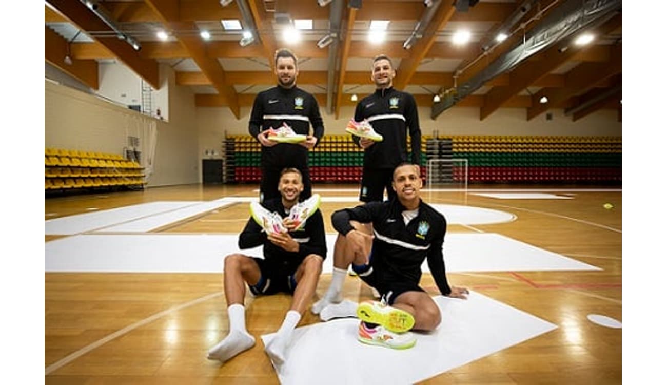 Melhor jogador de futsal do mundo, Ferrão projeta segunda fase da Champions  League, futsal