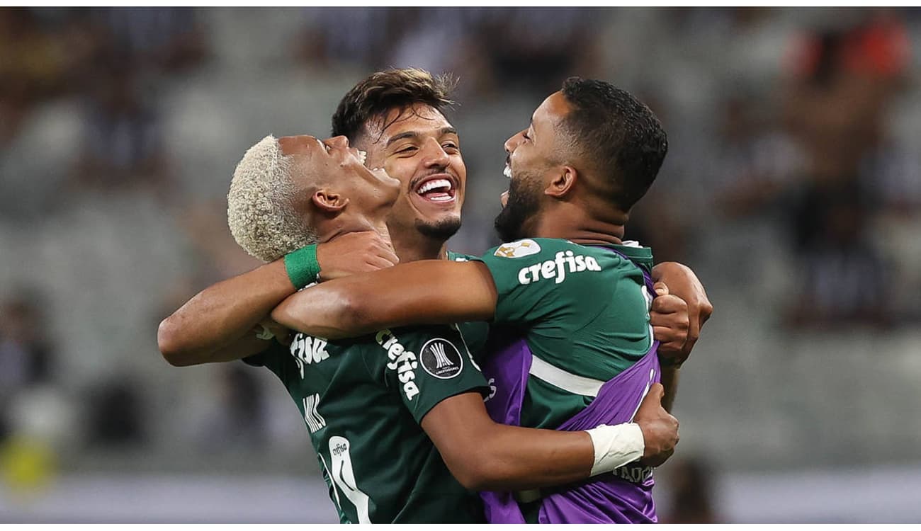 Libertadores: Palmeiras sofre, mas vence com gol no último lance