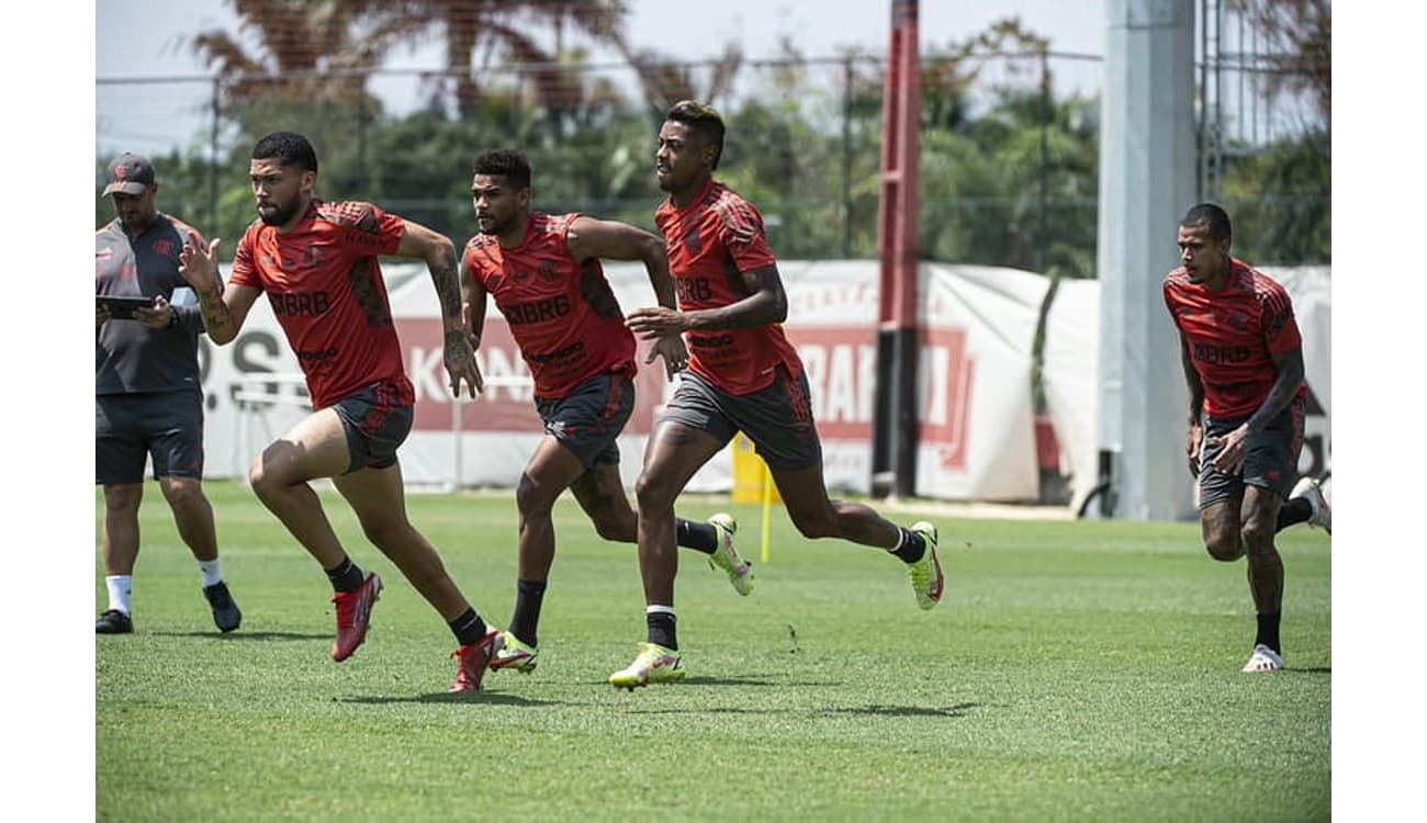 Com jogo adiado, Flamengo deve ter desfalques quando enfrentar o