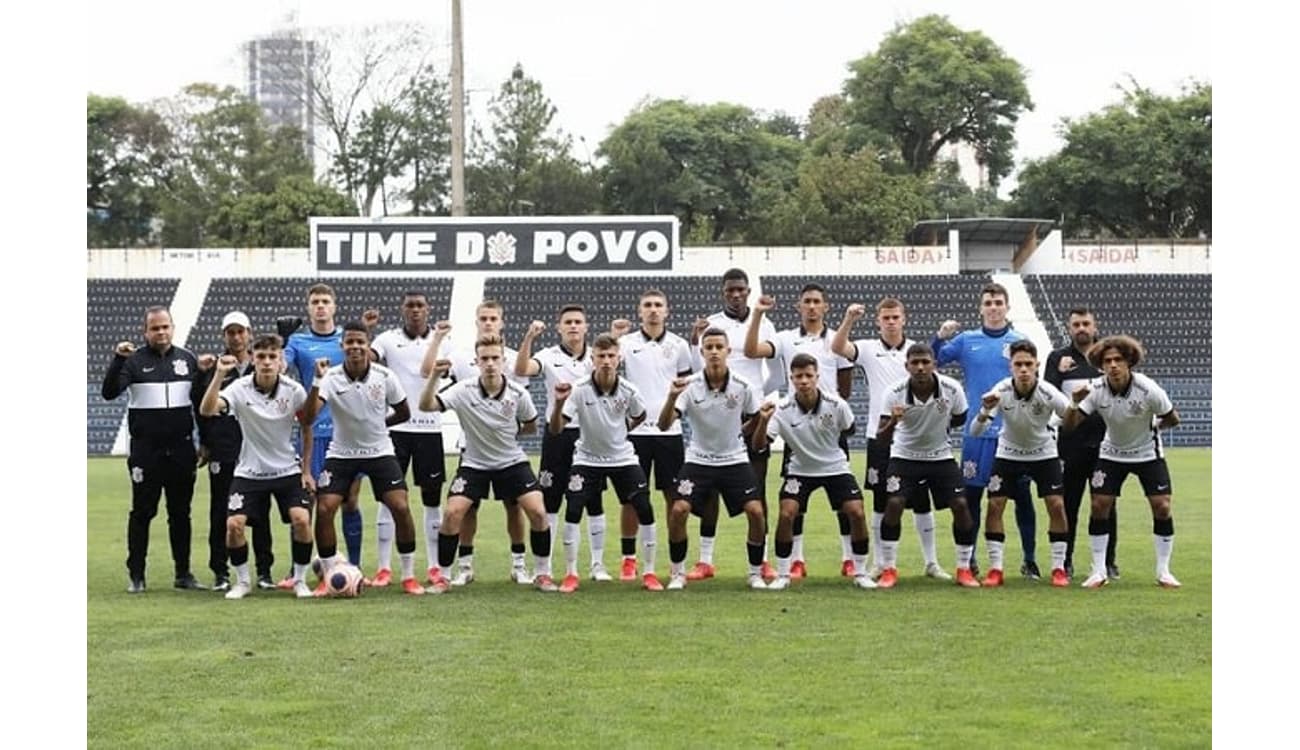 Corinthians marca no fim e empata com o São Paulo no Paulistão Sub-11