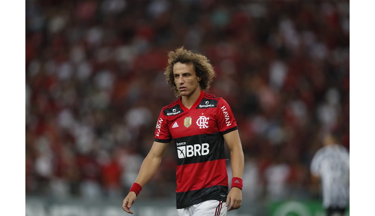 David Luiz assume culpa por derrota e diz que pretende ficar no