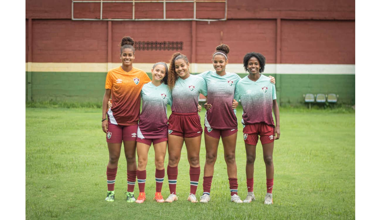 Seleção brasileira feminina sub-17 dá esperanças para o futuro