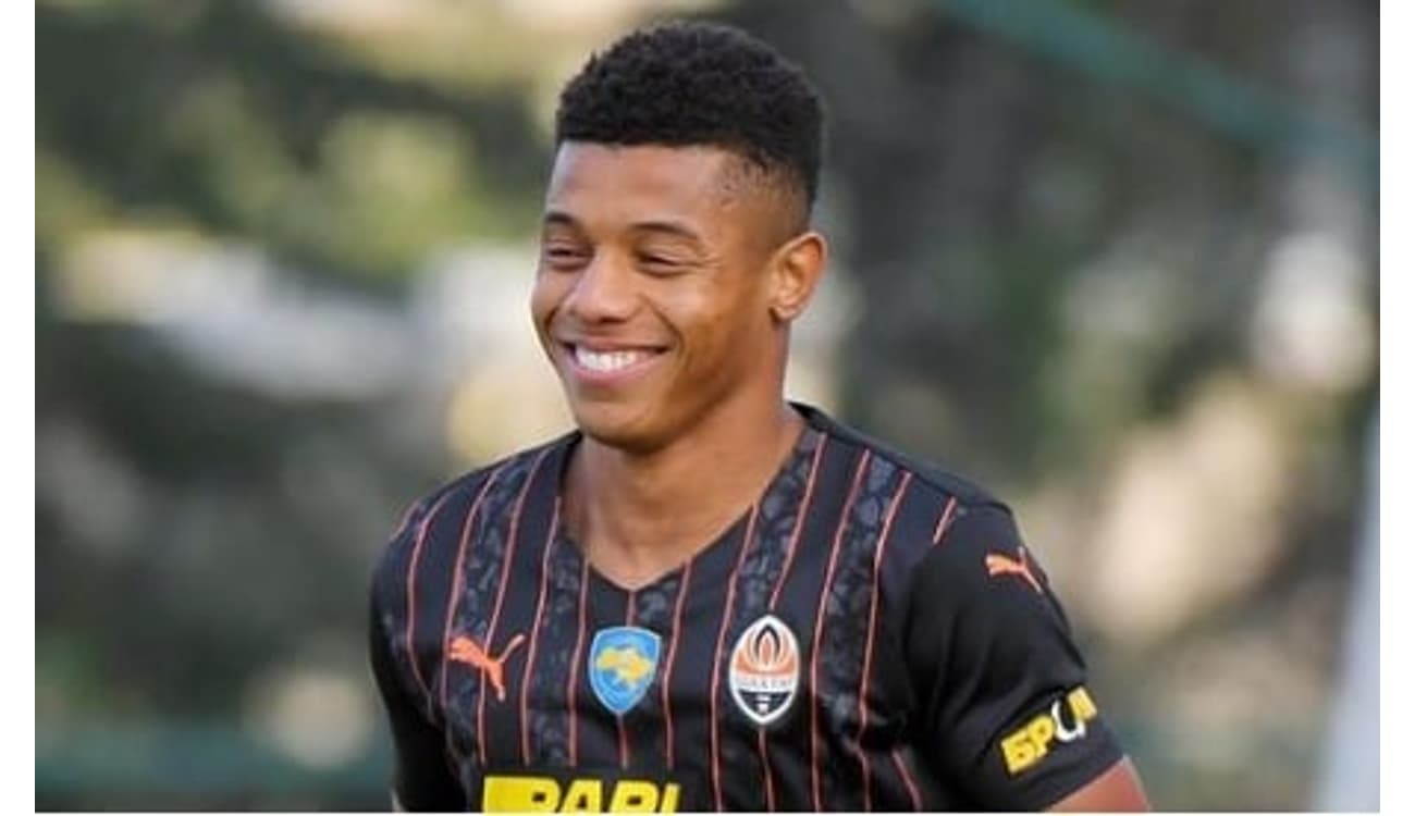 Ucrânia: Sanções à Rússia não podem travar a venda de David Neres