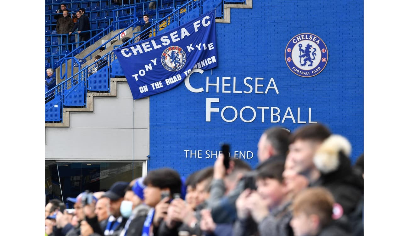 Empresário inglês faz oferta de 4 bilhões de libras pelo Chelsea