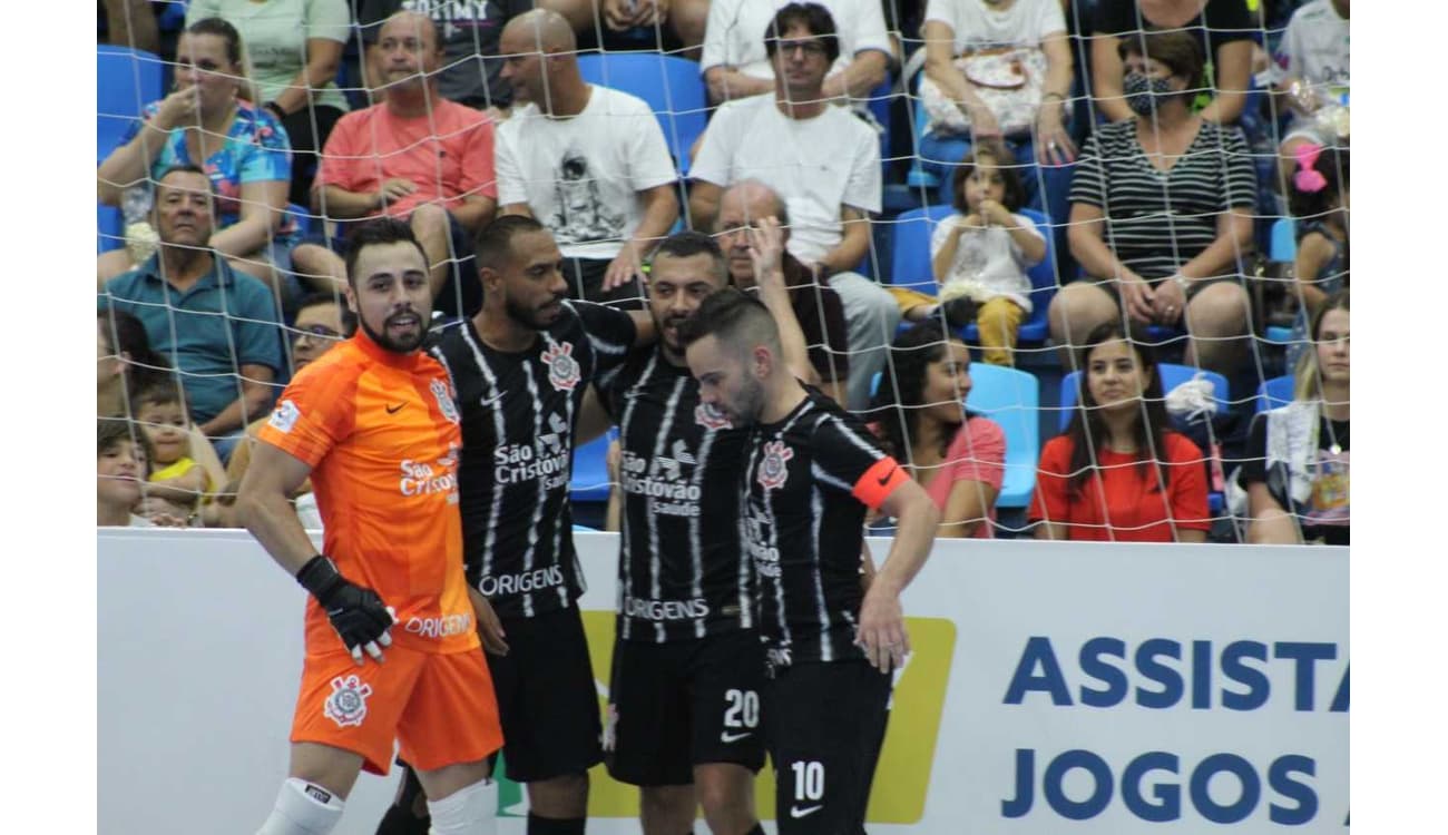 Corinthians ganha mais de R$ 1 milhão por renda da semifinal do Campeonato  Paulista