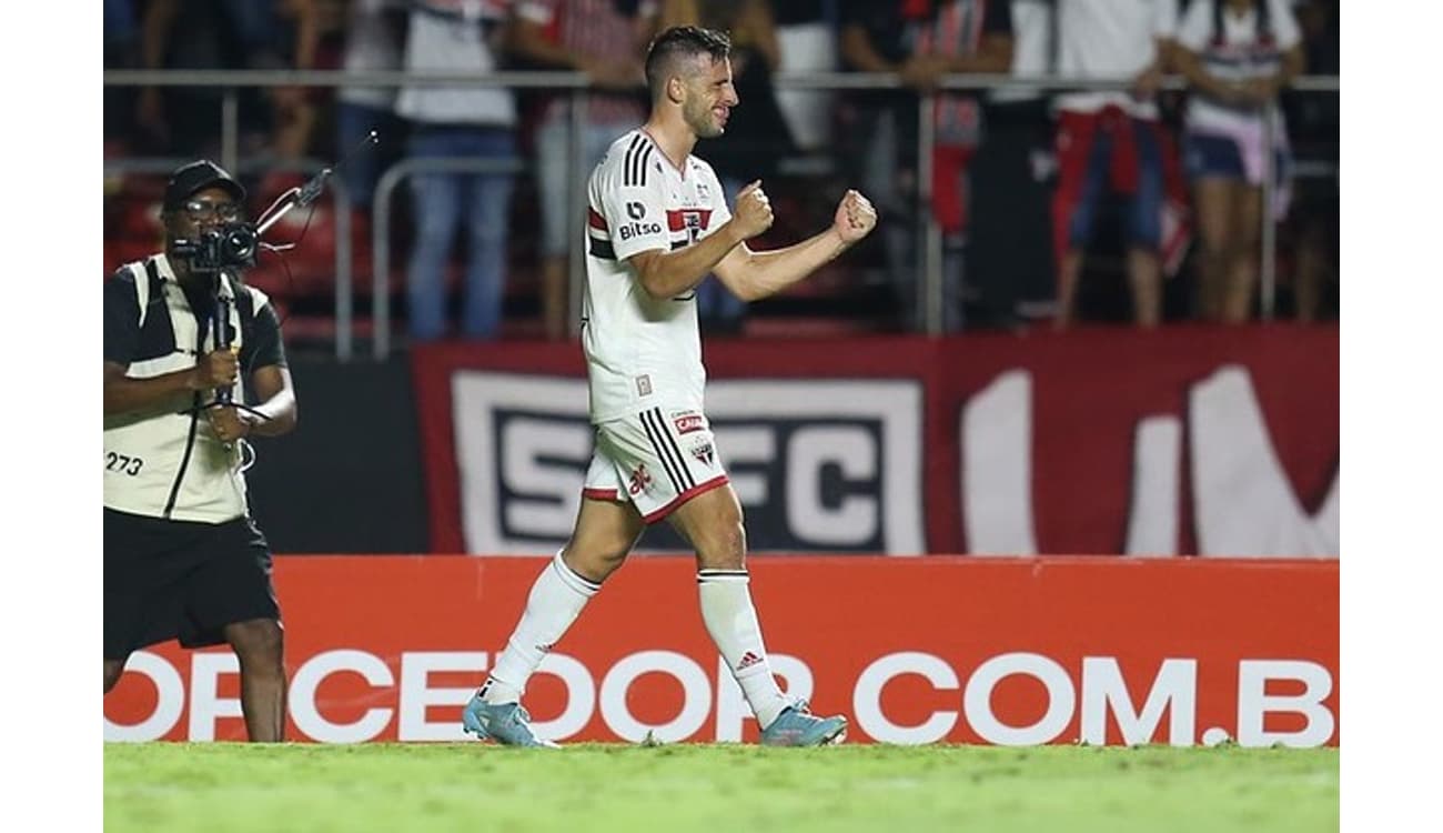 Toca nele! Calleri busca artilharia do Paulistão 2022