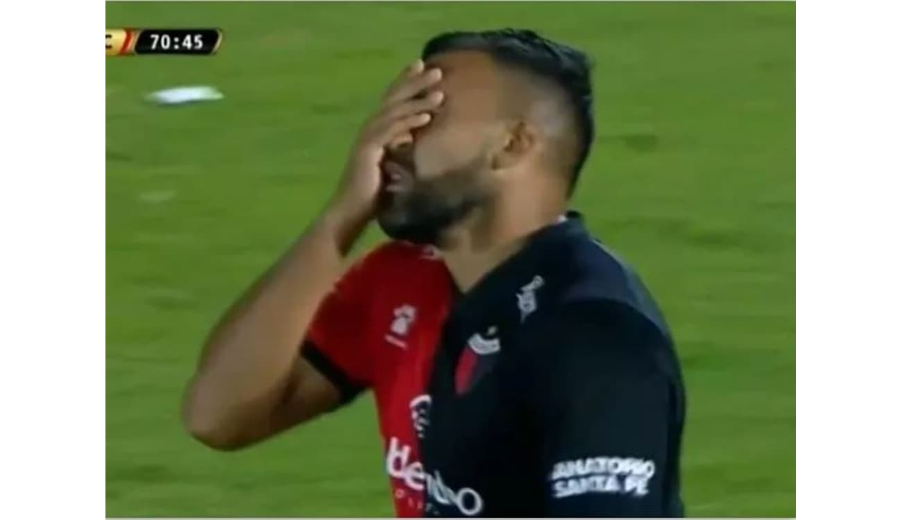 Conmebol admite erro e confirma suspensão de Ramón Ábila para jogo contra o  Cruzeiro - Superesportes