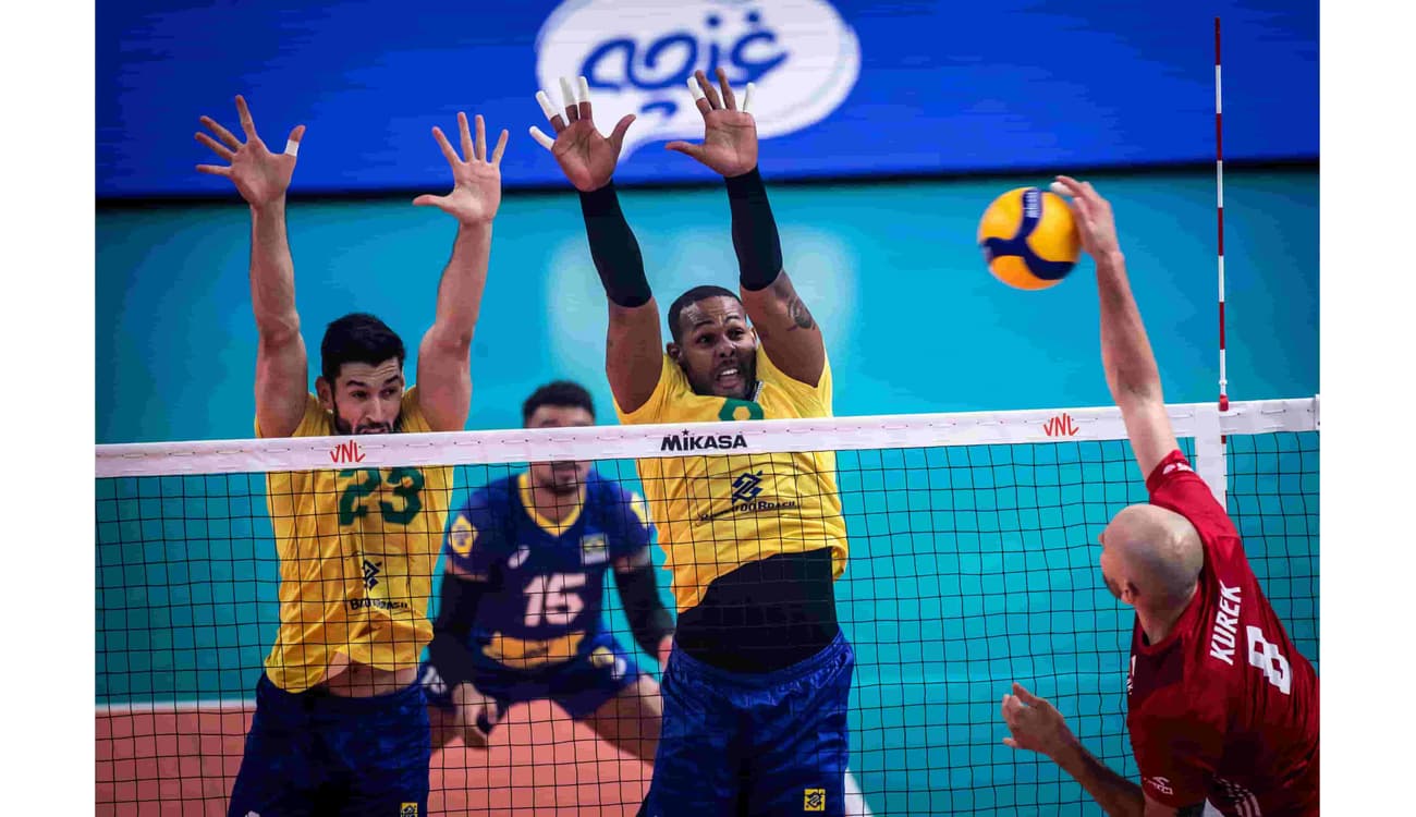 Brasil perde para a Polônia e termina Jogos Mundiais Universitários em 4º  lugar no vôlei feminino - Portal 14B - Rede Municipal de Jornalismo