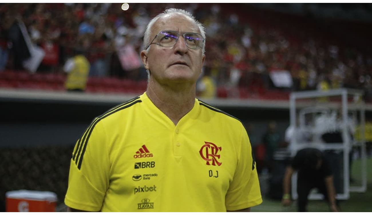 Dorival explica mudanças e elogia entrega do elenco do Flamengo