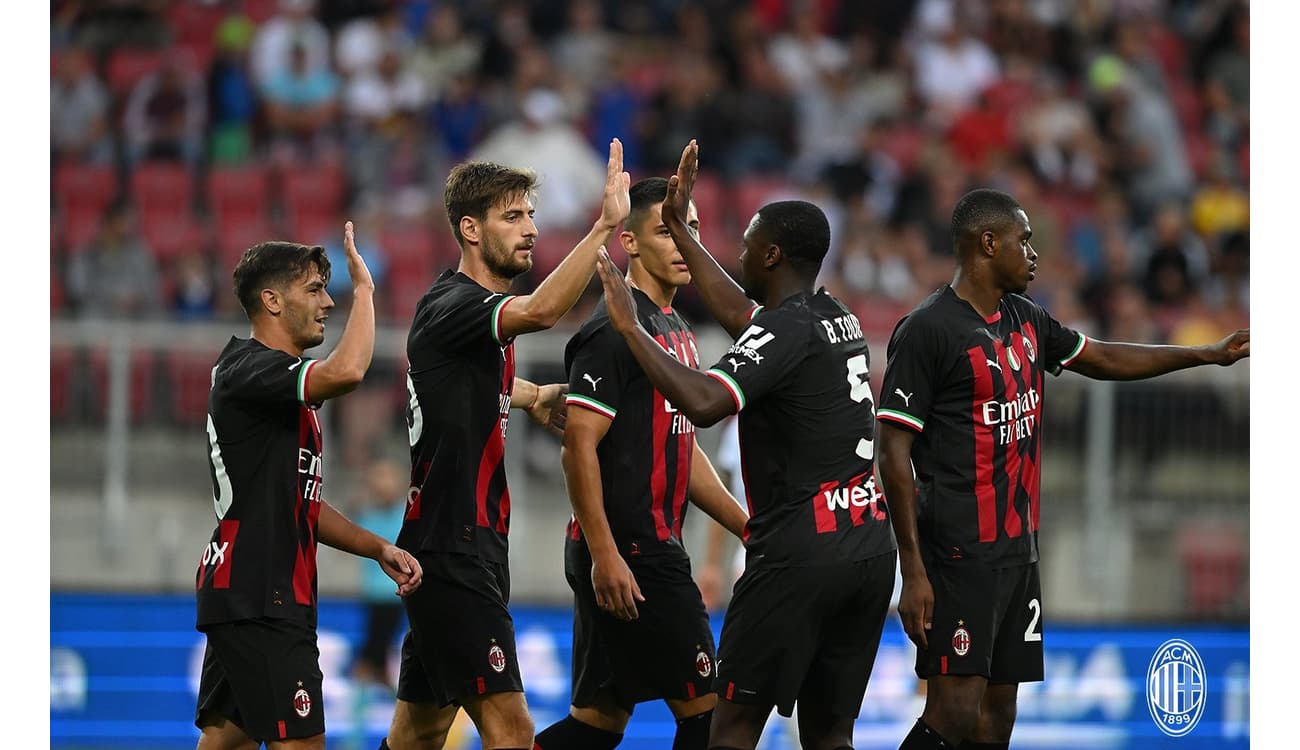 PSG x Milan: onde assistir ao vivo, escalações e horário do jogo pela UEFA Champions  League - Lance - R7 Futebol