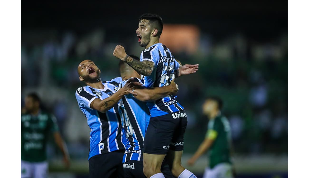 Goleiro Lucas França chega por empréstimo ao Guarani - Lance!