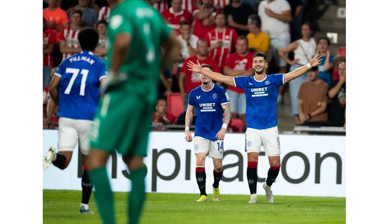 Champions: Rangers vence PSV e vai à fase de grupos após 11 anos, liga dos  campeões