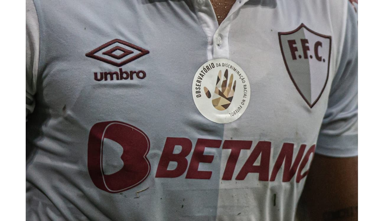 Fluminense arrecada R$ 47.886 no leilão das camisas com números nas cores  do arco-íris — Fluminense Football Club