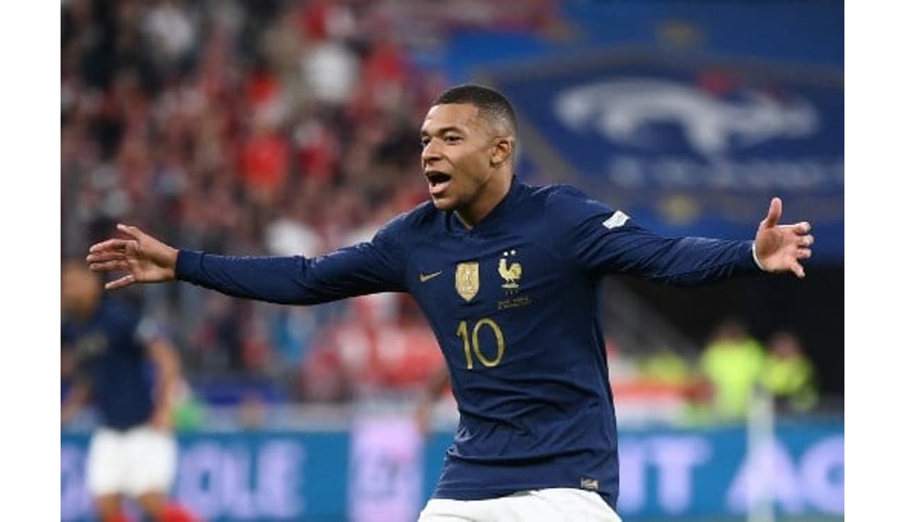 PADRÃO INTERNACIONAL FIGURINHA  KYLIAN MBAPPÉ - FR