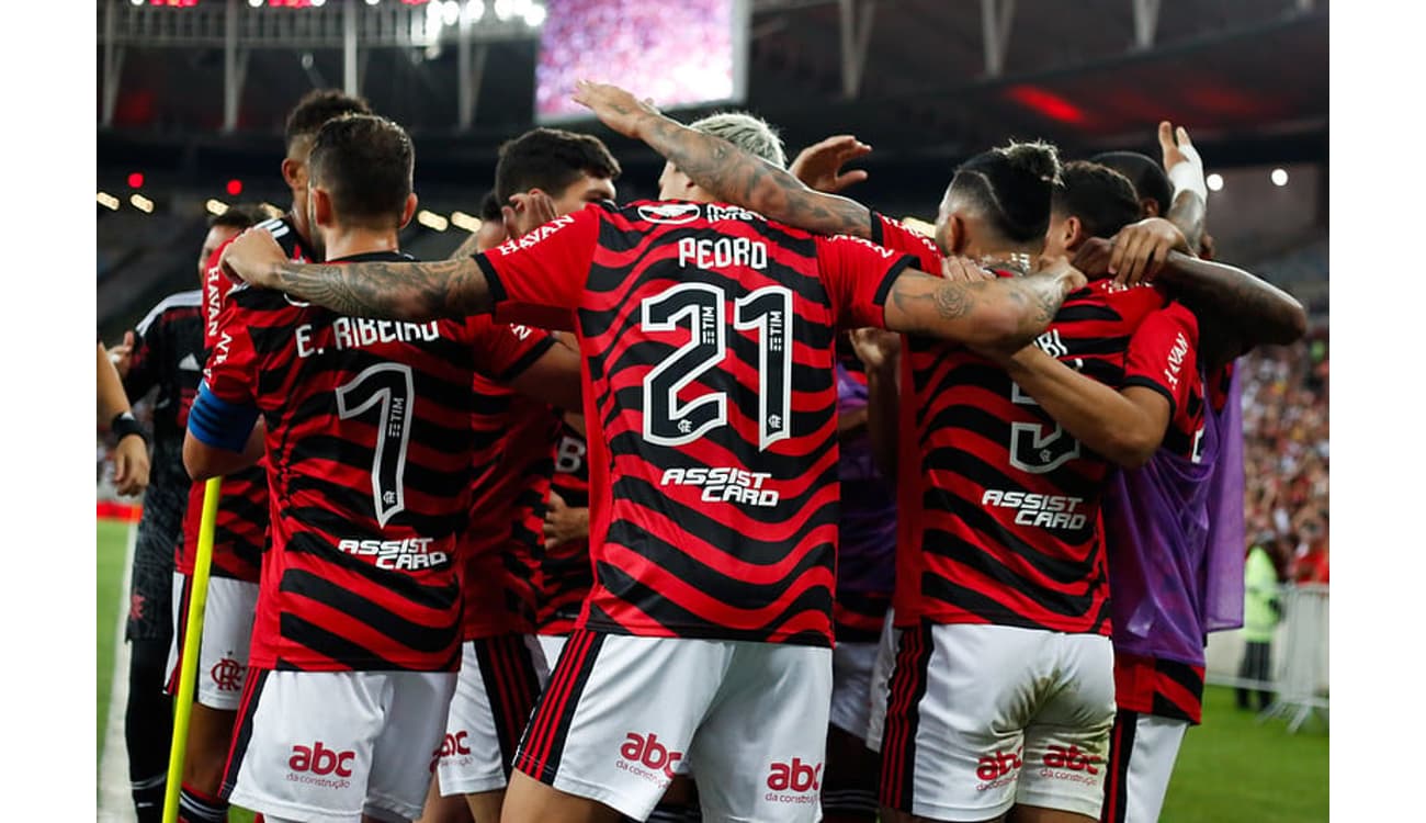 De olho na ponta da classificação, Flamengo visita Bragantino