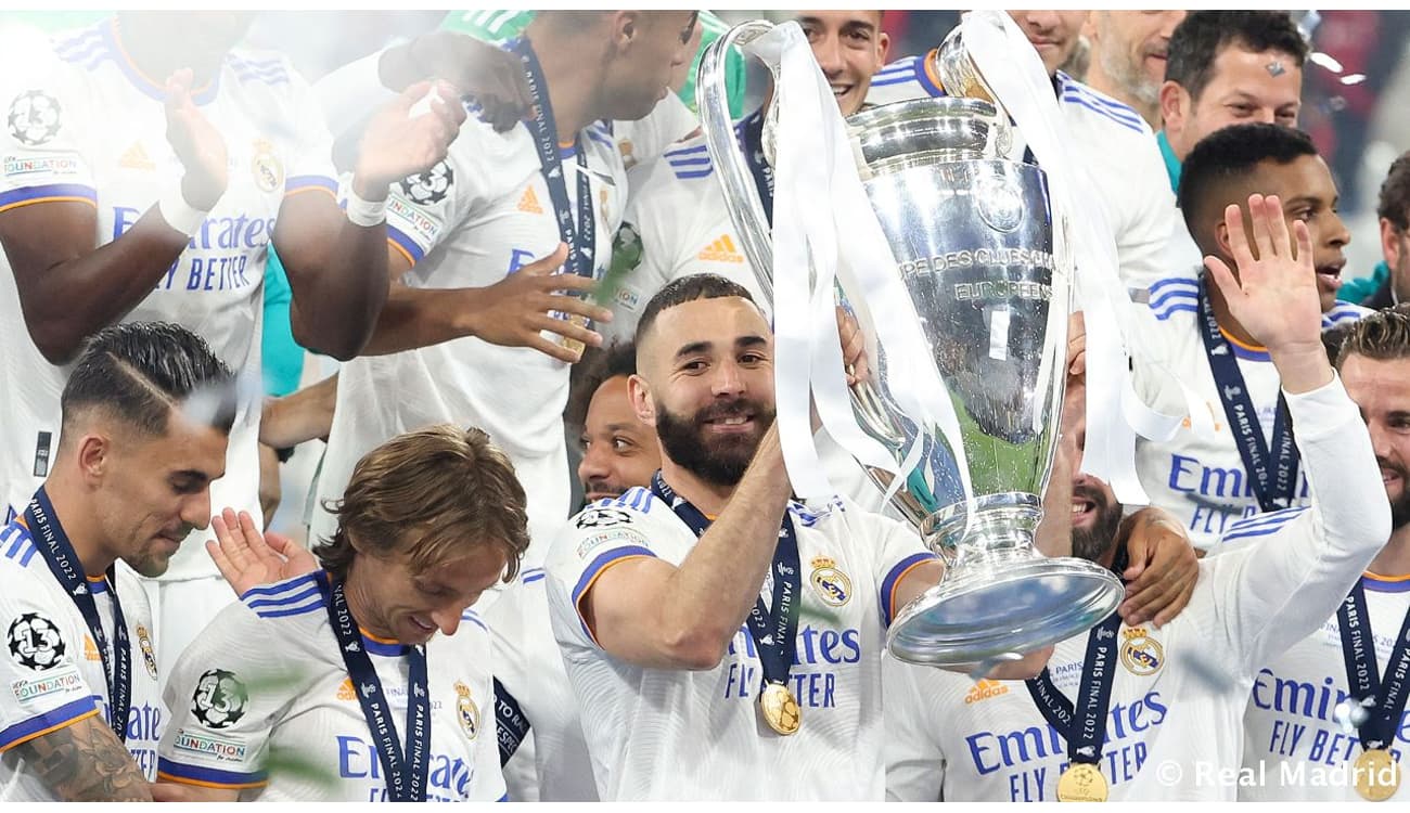 Bola de Ouro 2022: Benzema chega como favorito após temporada perfeita