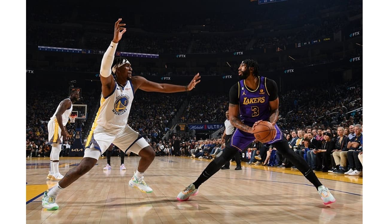 Clientes Vivo vão assistir a jogos da NBA ao vivo em realidade