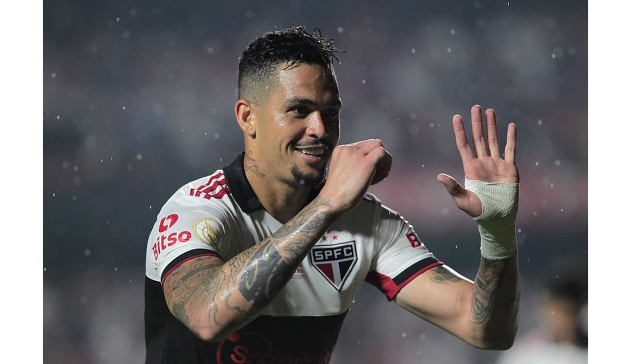 Luciano jogará em posição diferente em 2023 no São Paulo