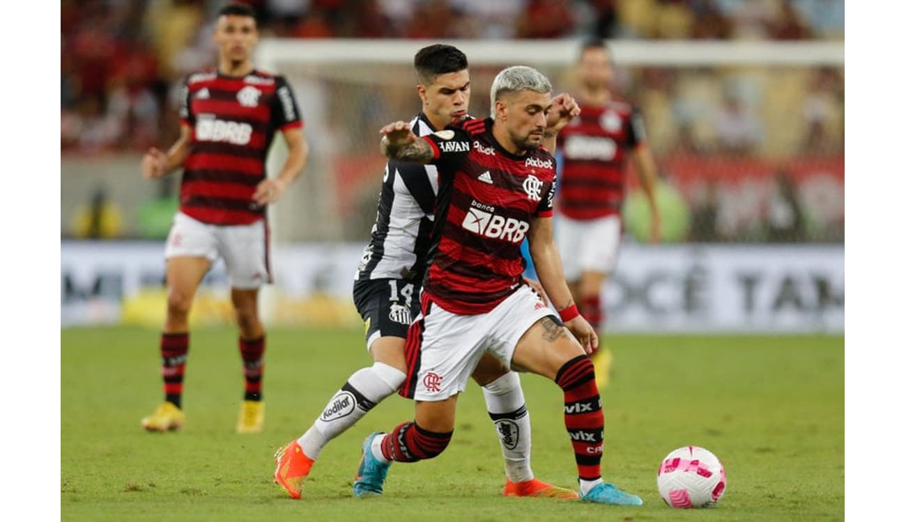 Comentarista do Grupo Globo analisa ausência de Arrascaeta no Flamengo:  'Coletivamente, vem decaindo', Flamengo