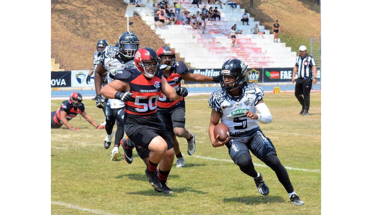 Canal GOAT on X: BRASILEIRÃO DE FUTEBOL AMERICANO É NO GOAT! 🏈 💥  @flamengofa e @galofamericano se enfrentam no sábado, 5 de agosto, às 14h,  pelo @BrasileiraoCBFA com transmissão AO VIVO, DE