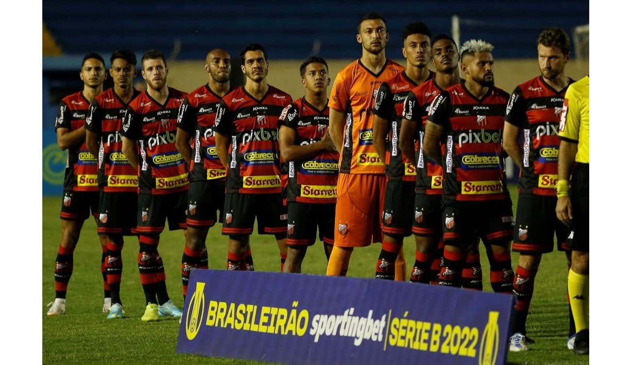 Saiba quantos jogadores da base o Vasco usou na Série B do Brasileirão –