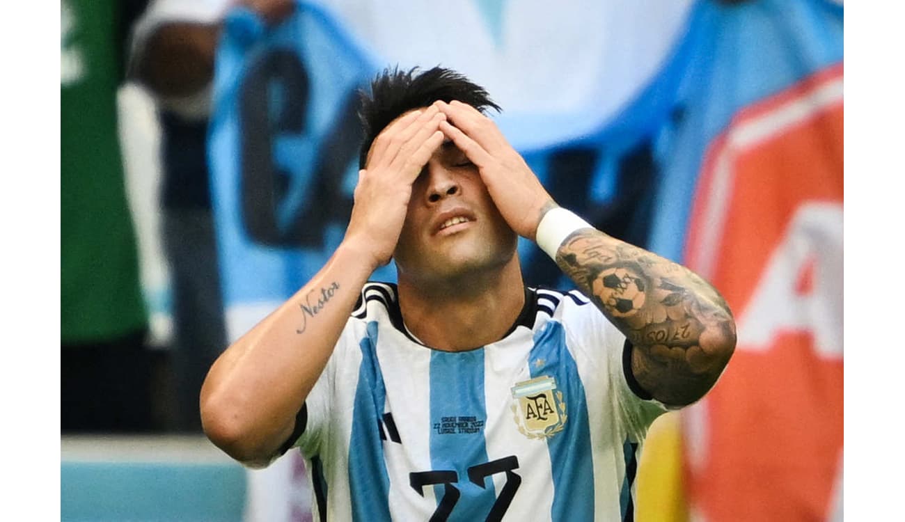 Jogador da Argentina se machuca e vira dúvida para Copa do Mundo