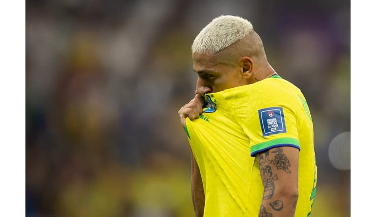 Brasil 2 x 0 Sérvia: gols de Richarlison, lesão de Neymar e a