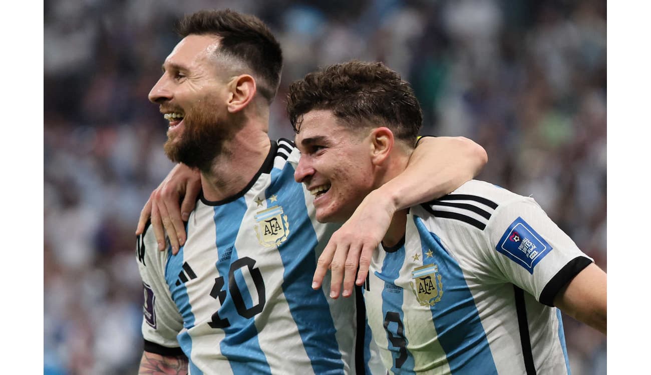 JULIAN ALVAREZ: PROMESSA da Seleção Argentina na COPA DO MUNDO, promessa  argentina fifa 22 