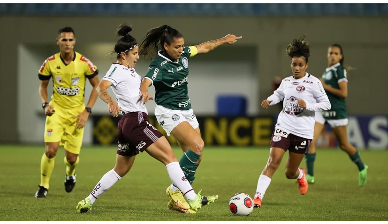 Palmeiras bate Ferroviária e garante vaga na final do Paulista