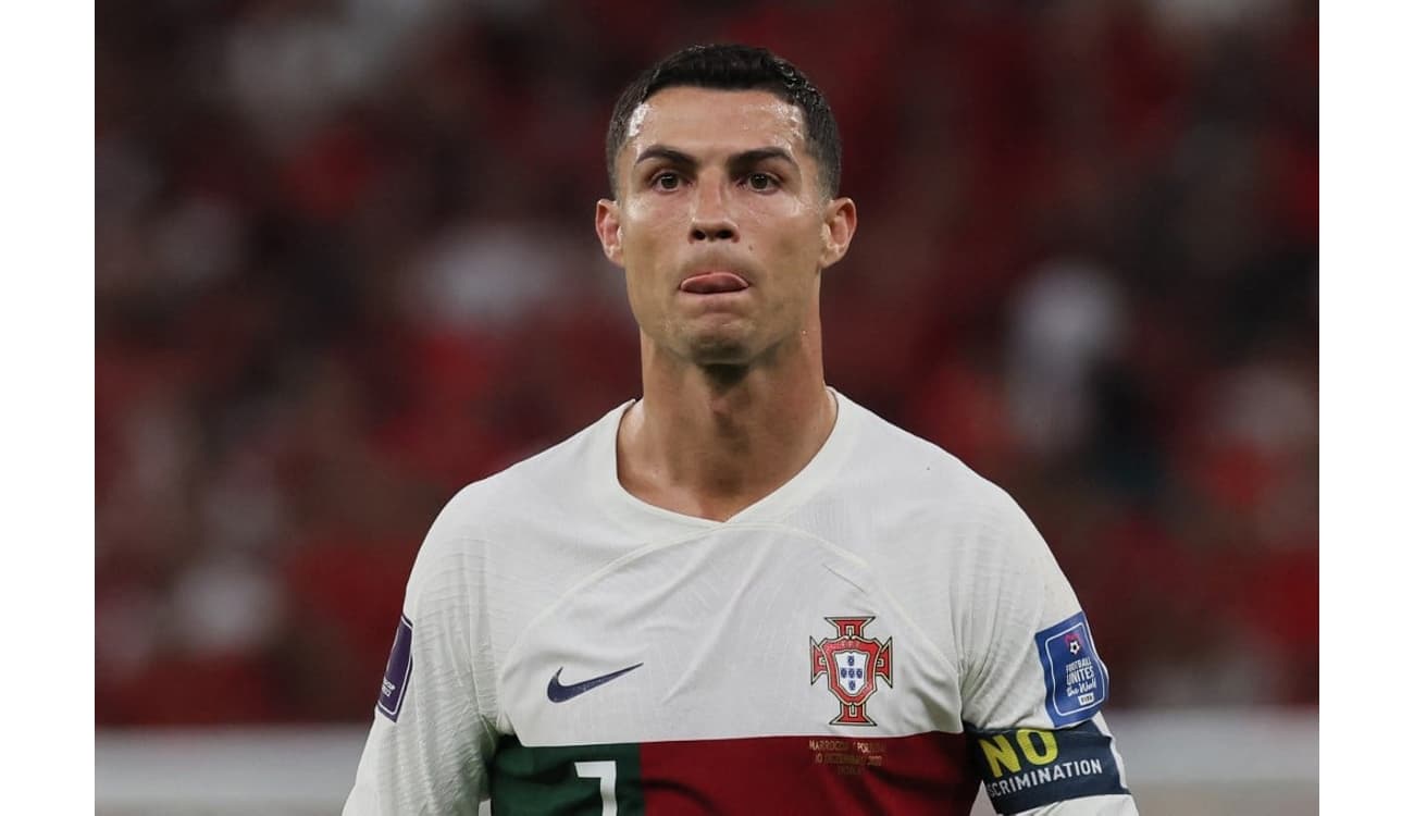 Cristiano Ronaldo pode deixar Al-Nassr rumo à Premier League caso clube  inglês consiga vaga na Champions - Lance!