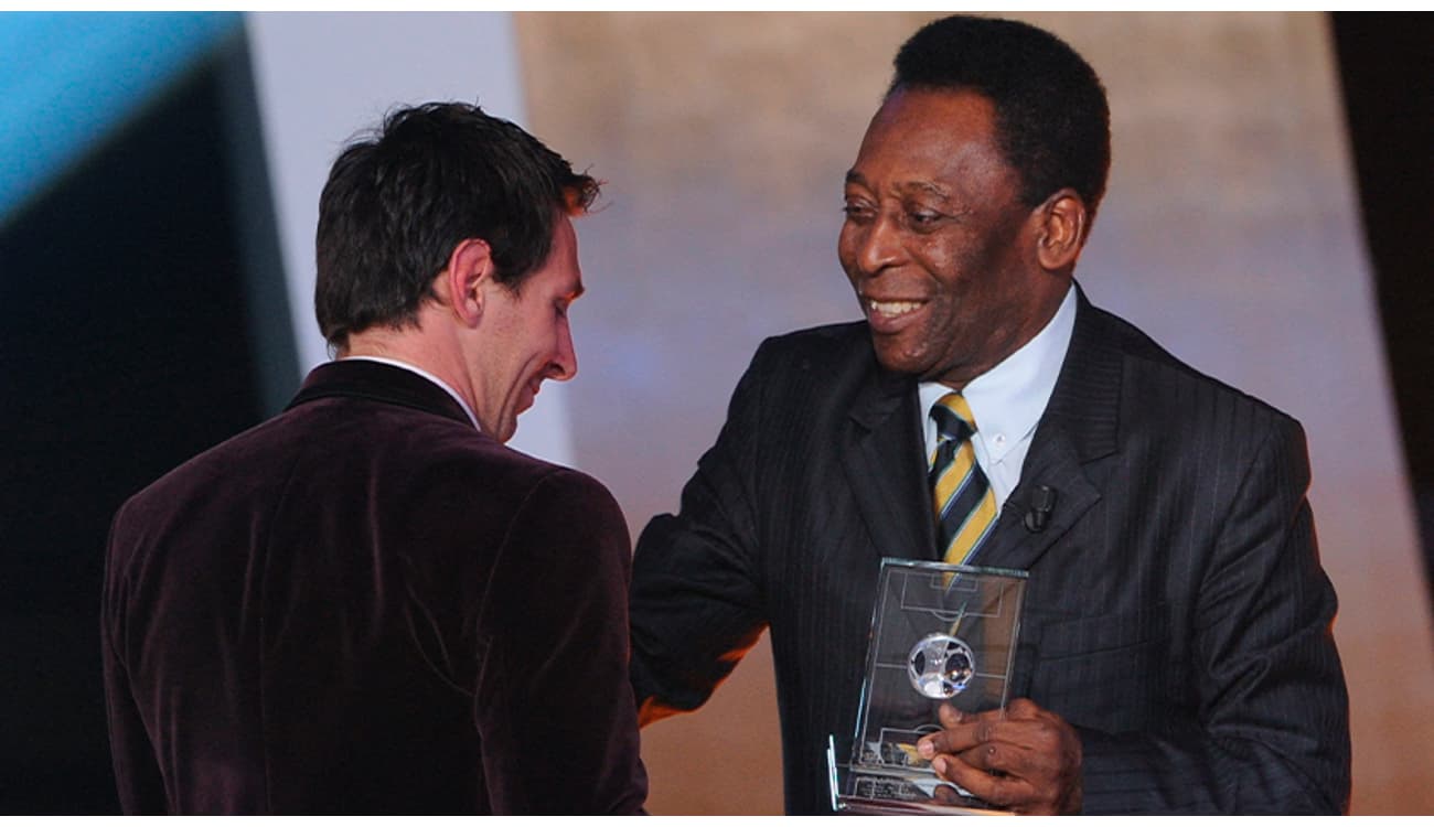 Nasci Pra Ser Jogador - Todas as 7 bolas de ouro do Rei Pelé