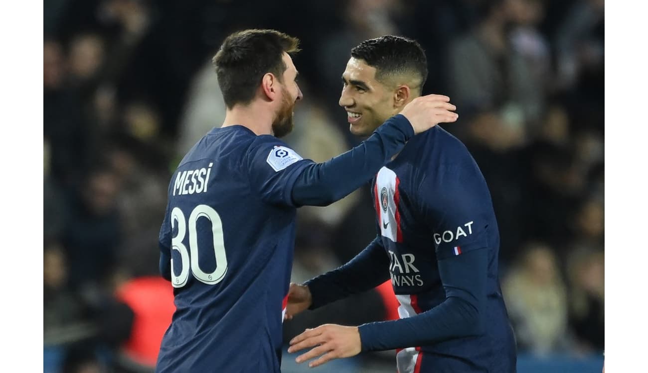 Sem Messi, PSG sofre com expulsão de Sergio Ramos e fica no empate o Reims