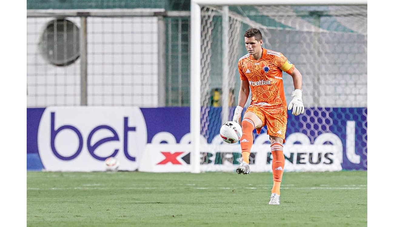 Cruzeiro joga mal, perde para o Pouso Alegre e aumenta sequência negativa  no Mineiro - Lance!