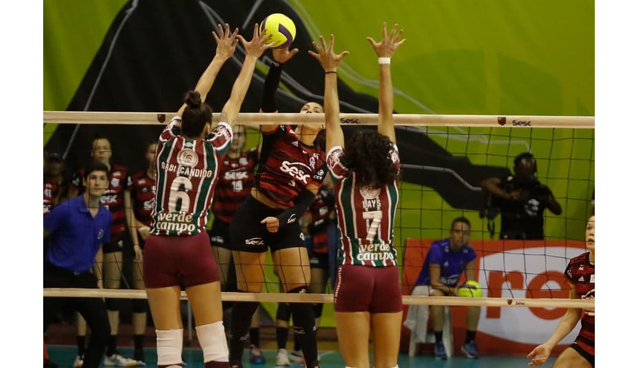 Sesc RJ Flamengo é superado pelo Sesi Vôlei Bauru no tie-break