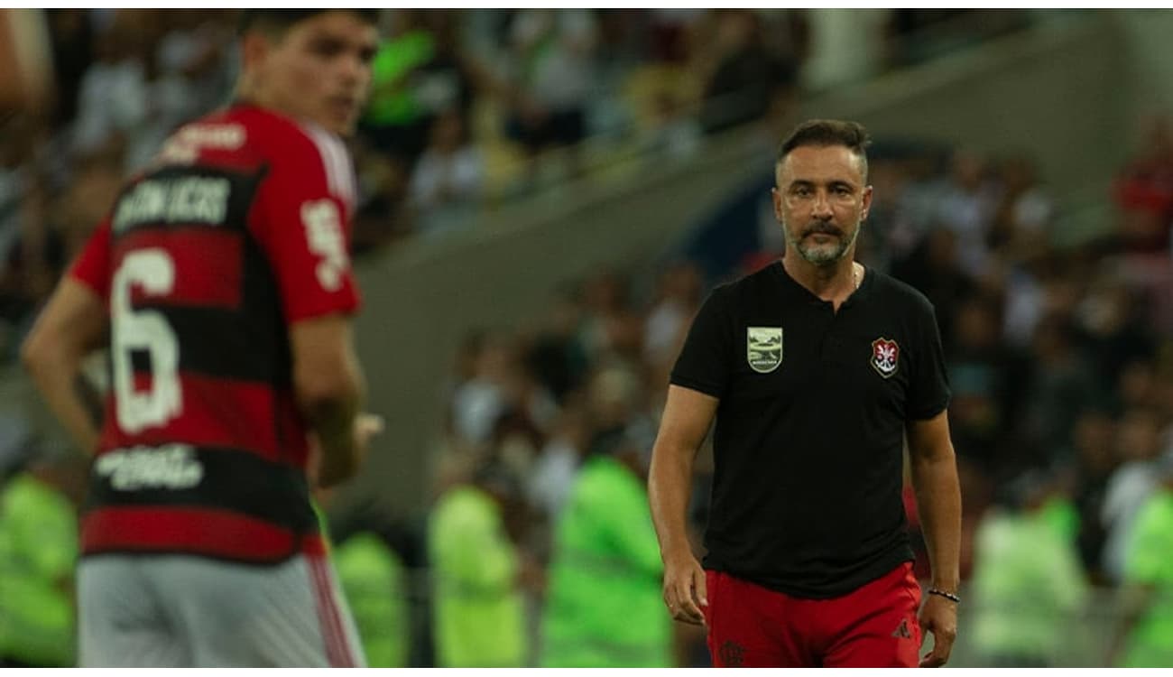 Com derrota do Flamengo, Corinthians segue como último sul