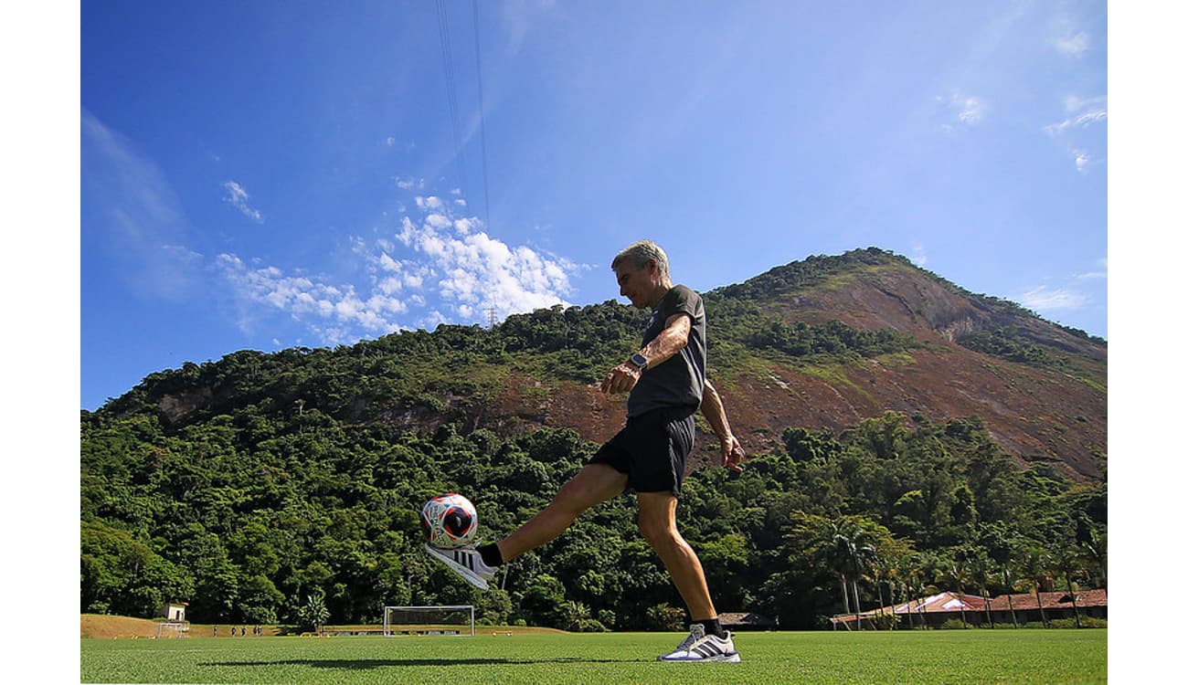 Exclusivo L!Biz: o que pensam os dirigentes do futebol brasileiro sobre as  ligas e o futuro do Brasileirão - Lance!