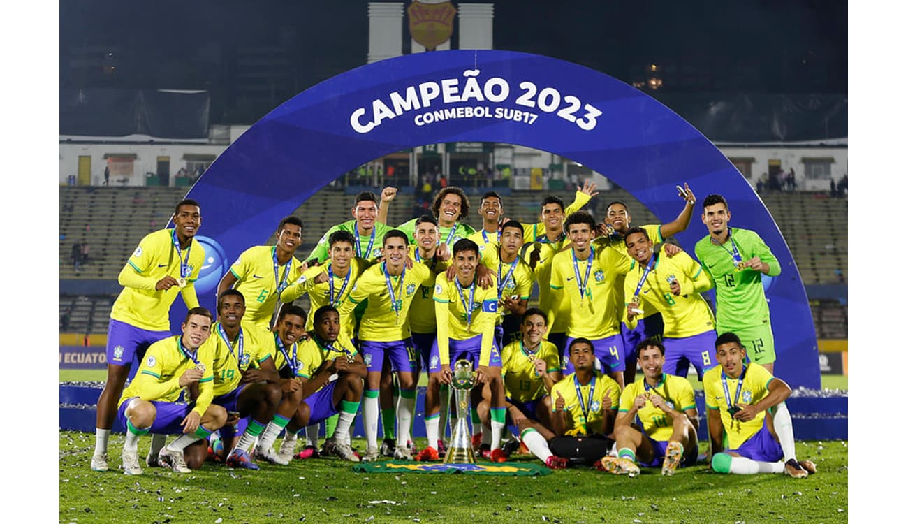 É CAMPEÃO! 🇧🇷 A @CBF_Futebol conquistou o título da CONMEBOL #Sub17 pela  1️⃣3️⃣ª vez. O próximo desafio será o mundial da categoria pela #…