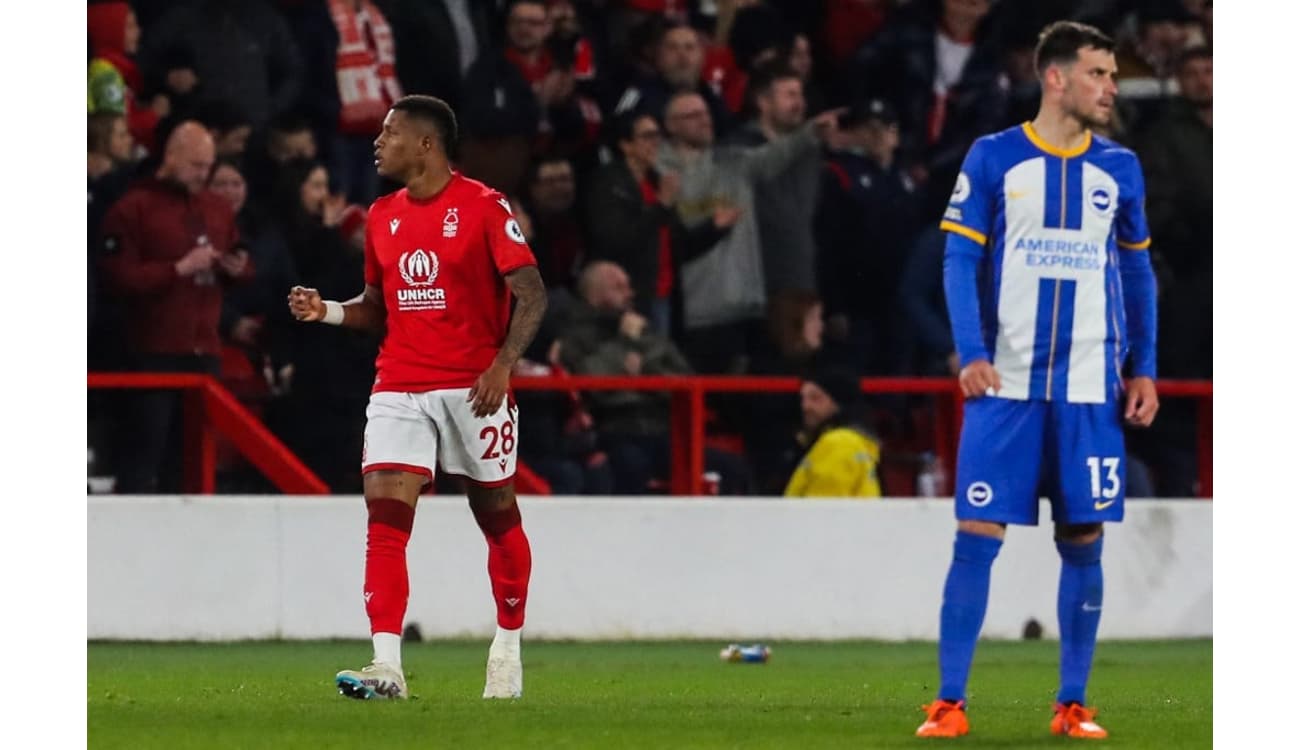 Ex-Cruzeiro é campeão da Championship pelo Burnley e sonha com a Premier  League